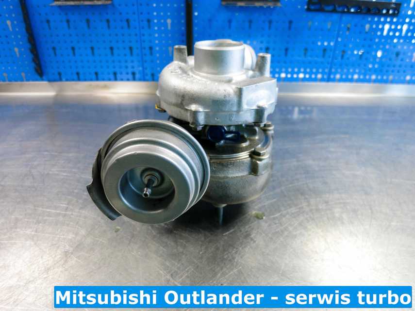 Serwisowana turbosprężarka do Mitsubishi Outlandera