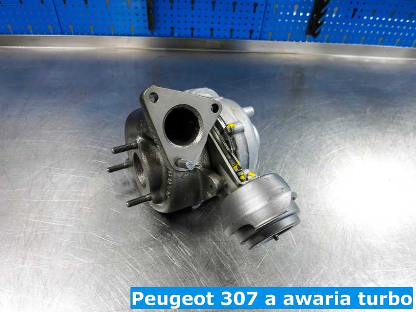 Zregenerowana po awarii turbosprężarka z Peugeota 307