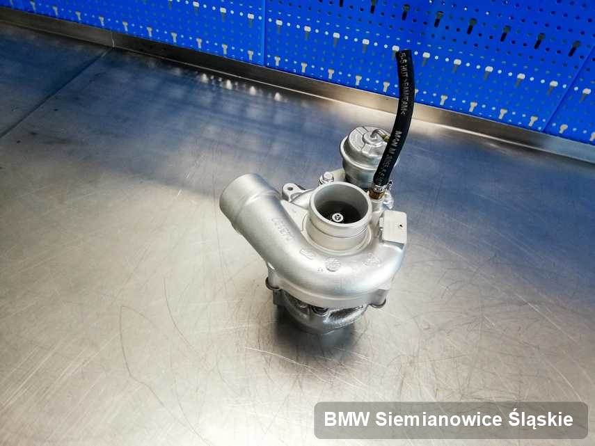 Wyczyszczona w firmie w Siemianowicach Śląskich turbina do pojazdu spod znaku BMW przyszykowana w warsztacie wyremontowana przed wysyłką