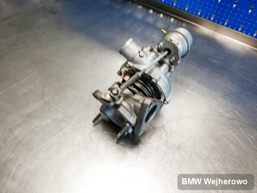 Wyczyszczona w laboratorium w Wejherowie turbina do osobówki marki BMW przyszykowana w laboratorium po remoncie przed spakowaniem