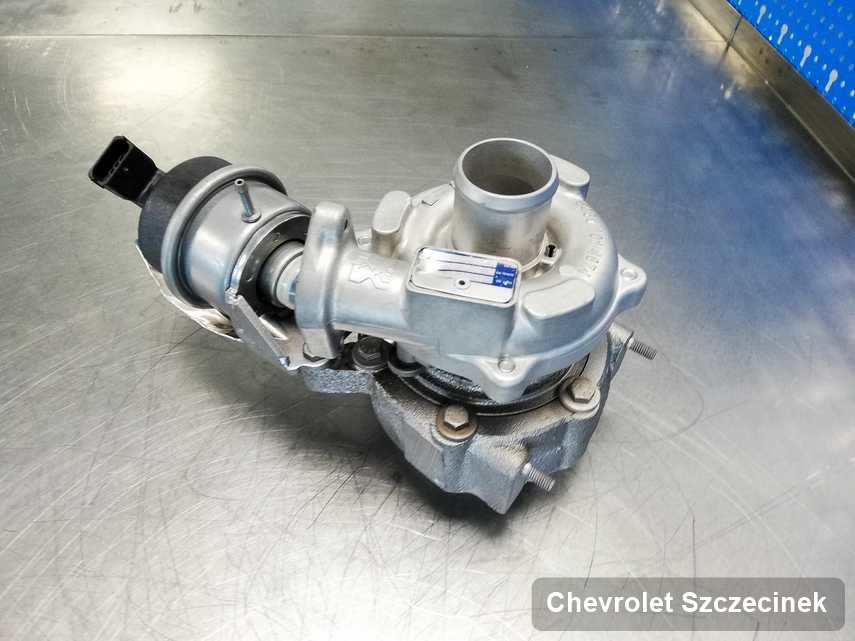 Naprawiona w firmie w Szczecinku turbina do pojazdu producenta Chevrolet przygotowana w laboratorium po naprawie przed nadaniem