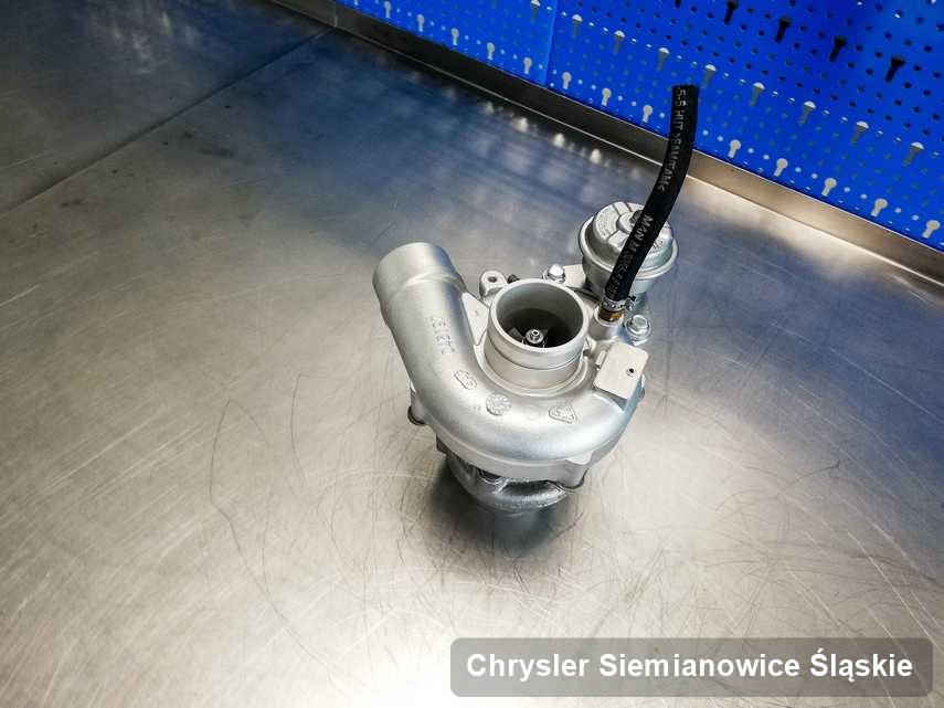 Zregenerowana w pracowni regeneracji w Siemianowicach Śląskich turbosprężarka do samochodu spod znaku Chrysler przyszykowana w warsztacie po regeneracji przed spakowaniem