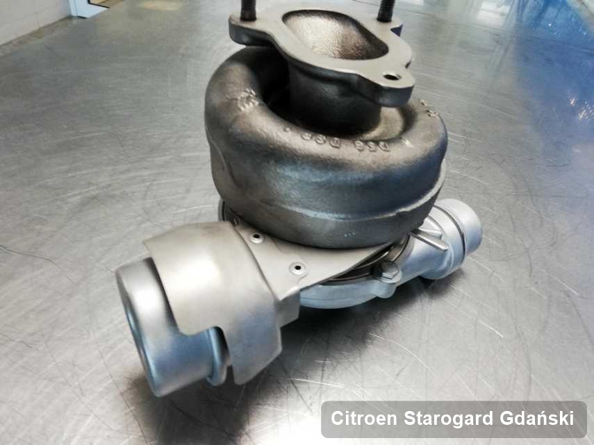 Wyczyszczona w laboratorium w Starogardzie Gdańskim turbosprężarka do aut  z logo Citroen przygotowana w pracowni zregenerowana przed wysyłką