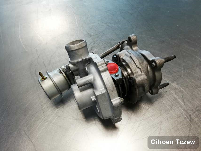 Wyremontowana w przedsiębiorstwie w Tczewie turbosprężarka do osobówki marki Citroen przyszykowana w pracowni po naprawie przed spakowaniem