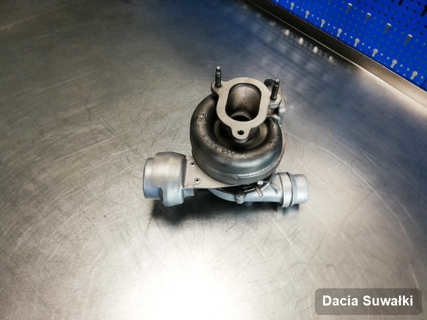 Naprawiona w firmie zajmującej się regeneracją w Suwałkach turbina do samochodu z logo Dacia przygotowana w laboratorium wyremontowana przed nadaniem