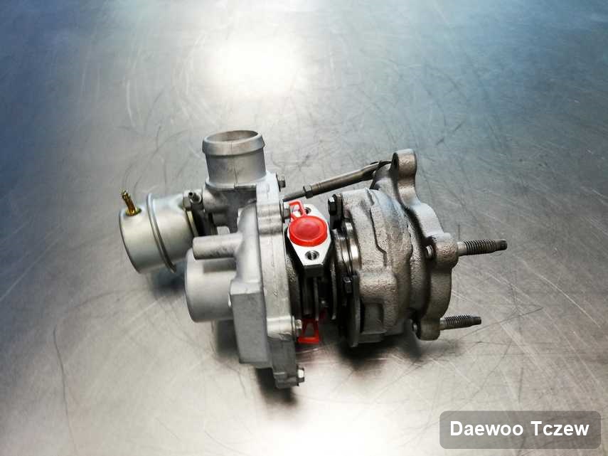 Wyczyszczona w laboratorium w Tczewie turbosprężarka do pojazdu marki Daewoo przyszykowana w laboratorium po naprawie przed spakowaniem