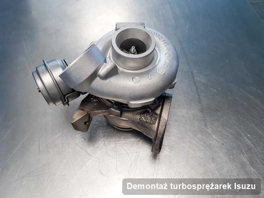 Turbosprężarka do auta osobowego producenta Isuzu zregenerowana w warsztacie gdzie zleca się usługę Demontaż turbosprężarek