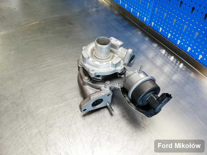 Wyczyszczona w przedsiębiorstwie w Mikołowie turbosprężarka do auta producenta Ford przygotowana w pracowni po naprawie przed wysyłką