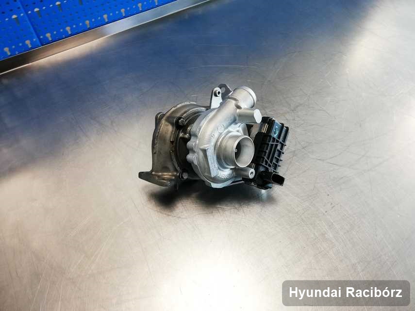 Zregenerowana w przedsiębiorstwie w Raciborzu turbina do pojazdu marki Hyundai przyszykowana w laboratorium wyremontowana przed wysyłką
