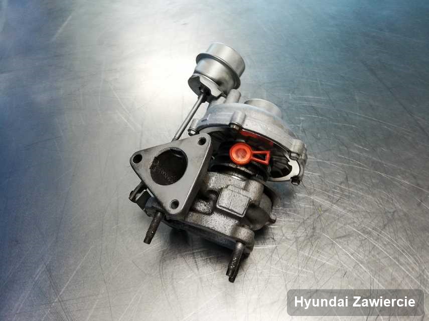 Naprawiona w laboratorium w Zawierciu turbosprężarka do auta marki Hyundai przyszykowana w laboratorium po naprawie przed wysyłką