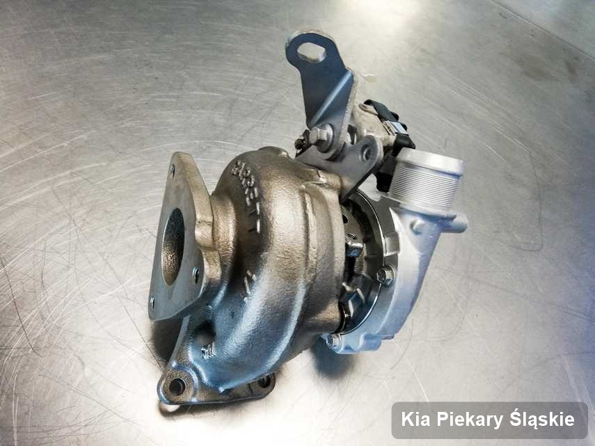 Wyczyszczona w laboratorium w Piekarach Śląskich turbosprężarka do auta producenta Kia przyszykowana w warsztacie zregenerowana przed spakowaniem