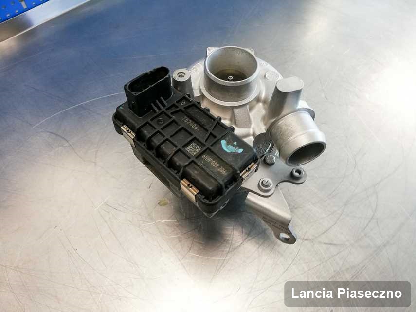 Zregenerowana w laboratorium w Piasecznie turbosprężarka do auta producenta Lancia przygotowana w warsztacie zregenerowana przed nadaniem