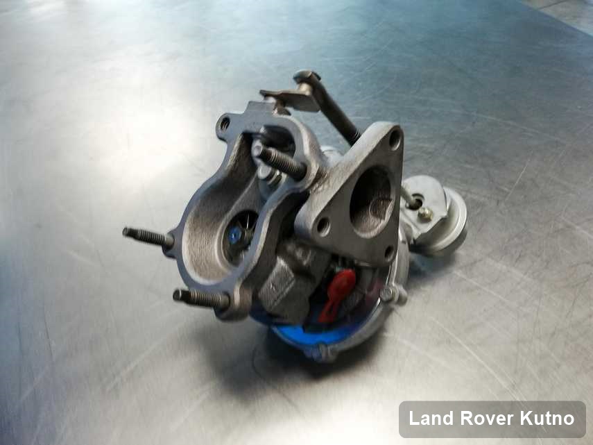 Wyczyszczona w pracowni w Kutnie turbina do auta koncernu Land Rover przygotowana w warsztacie zregenerowana przed wysyłką