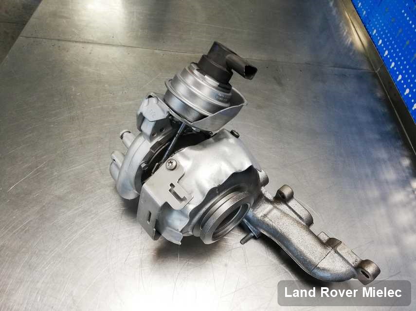 Naprawiona w firmie zajmującej się regeneracją w Mielcu turbina do samochodu koncernu Land Rover przygotowana w laboratorium po remoncie przed spakowaniem