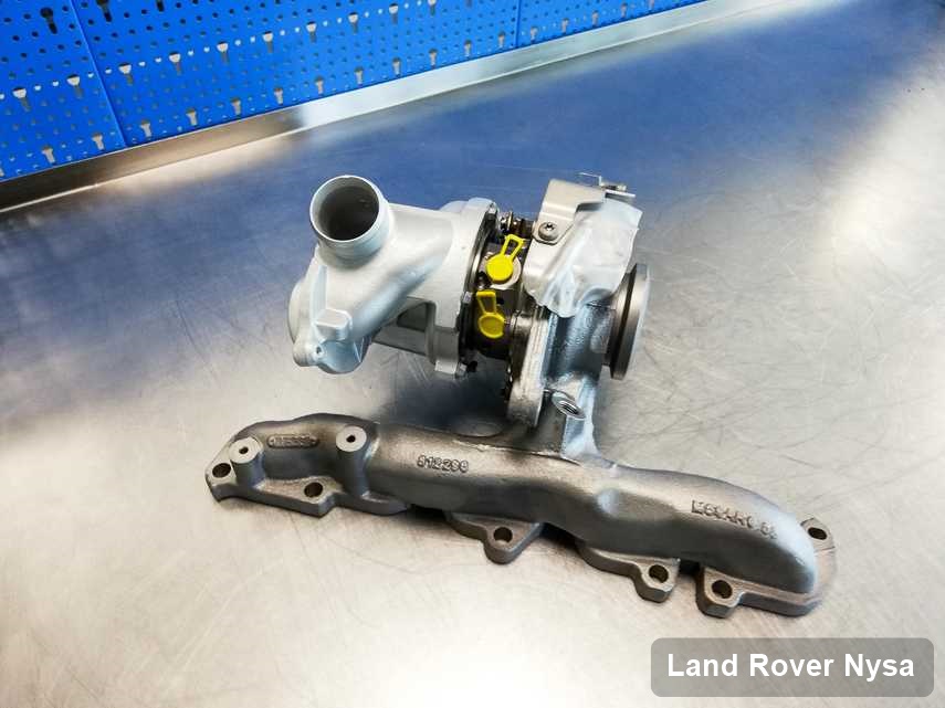 Zregenerowana w pracowni w Nysie turbina do osobówki marki Land Rover przyszykowana w laboratorium wyremontowana przed spakowaniem