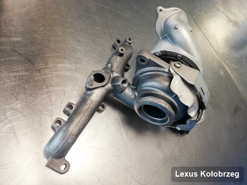 Zregenerowana w przedsiębiorstwie w Kołobrzegu turbosprężarka do pojazdu z logo Lexus przyszykowana w pracowni wyremontowana przed nadaniem