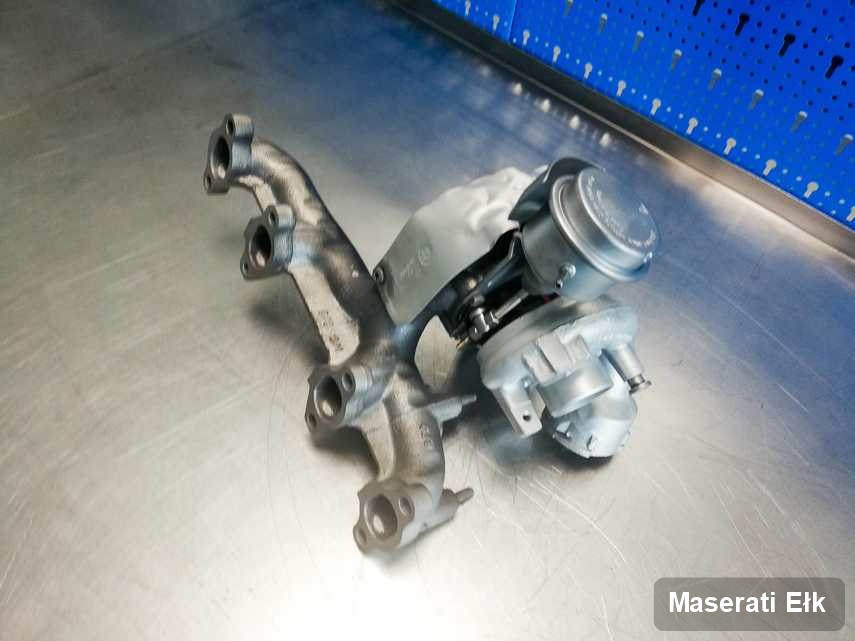 Wyczyszczona w przedsiębiorstwie w Ełku turbosprężarka do pojazdu koncernu Maserati przyszykowana w laboratorium zregenerowana przed wysyłką