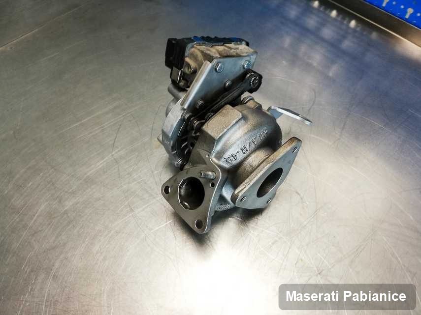 Naprawiona w przedsiębiorstwie w Pabianicach turbosprężarka do osobówki koncernu Maserati przyszykowana w pracowni wyremontowana przed wysyłką