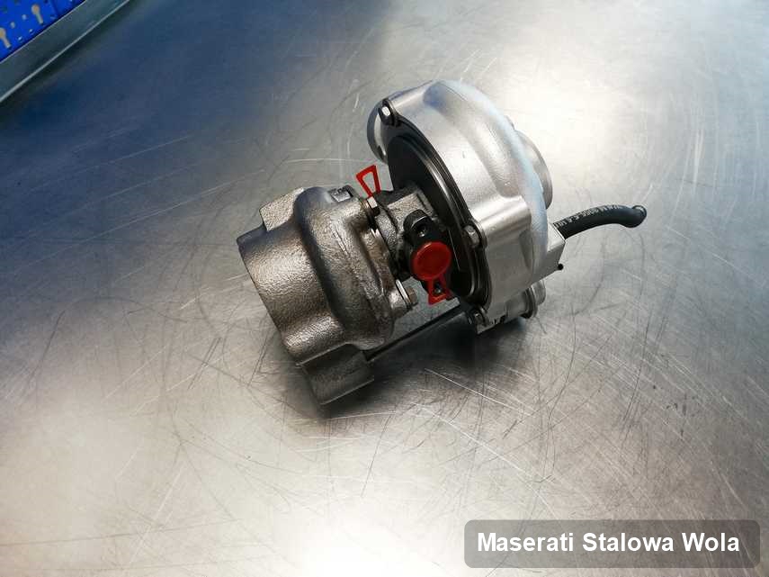 Wyremontowana w laboratorium w Stalowej Woli turbosprężarka do pojazdu marki Maserati przygotowana w laboratorium po remoncie przed nadaniem