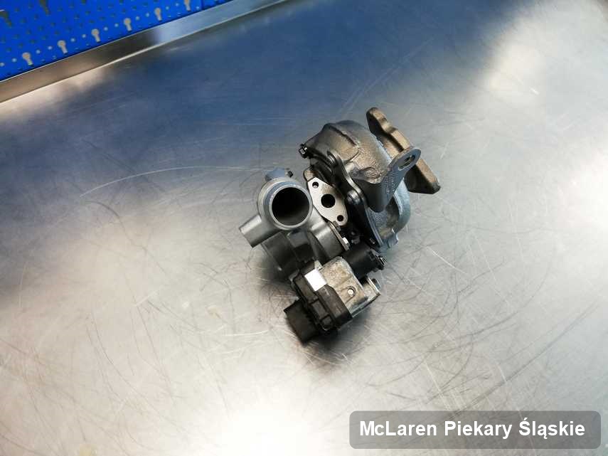 Zregenerowana w pracowni w Piekarach Śląskich turbina do osobówki firmy McLaren przyszykowana w laboratorium wyremontowana przed nadaniem