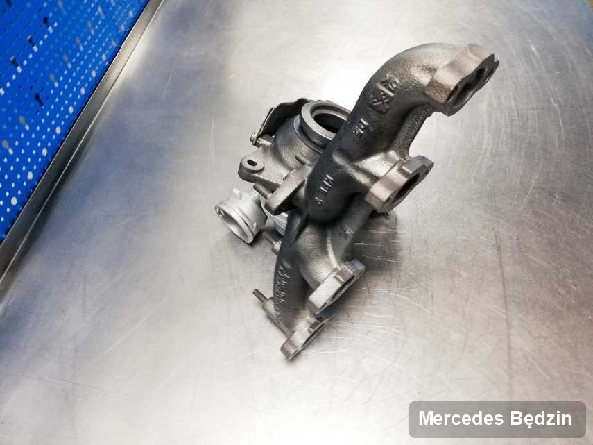 Naprawiona w firmie w Będzinie turbina do osobówki producenta Mercedes przygotowana w warsztacie wyremontowana przed nadaniem