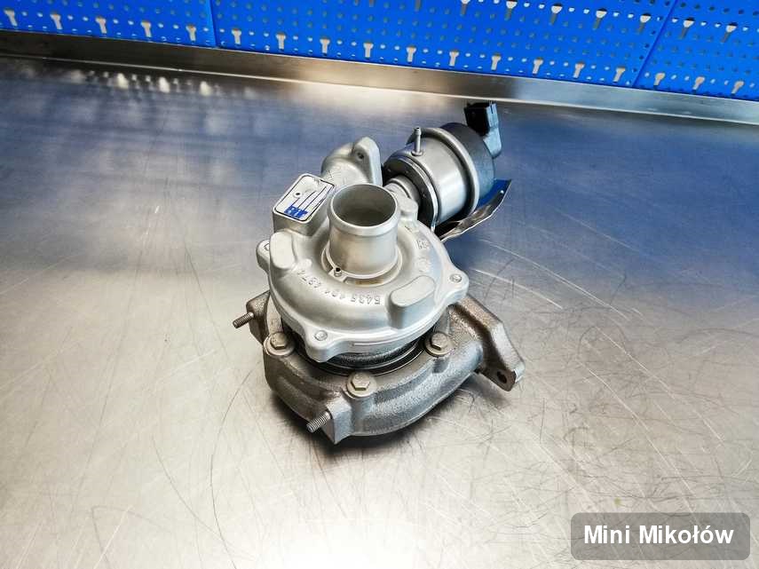 Wyremontowana w przedsiębiorstwie w Mikołowie turbosprężarka do auta marki Mini przygotowana w laboratorium zregenerowana przed wysyłką