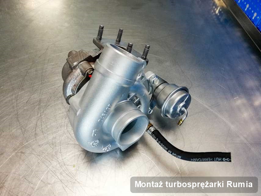 Turbosprężarka po realizacji usługi Montaż turbosprężarki w pracowni z Rumii w niskiej cenie przed wysyłką
