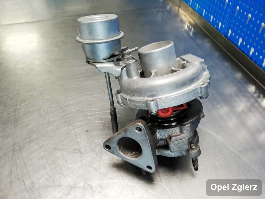 Naprawiona w firmie zajmującej się regeneracją w Zgierzu turbosprężarka do samochodu spod znaku Opel przyszykowana w laboratorium po remoncie przed spakowaniem