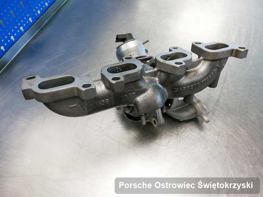 Wyremontowana w firmie w Ostrowcu Świętokrzyskim turbosprężarka do pojazdu producenta Porsche przyszykowana w warsztacie wyremontowana przed wysyłką