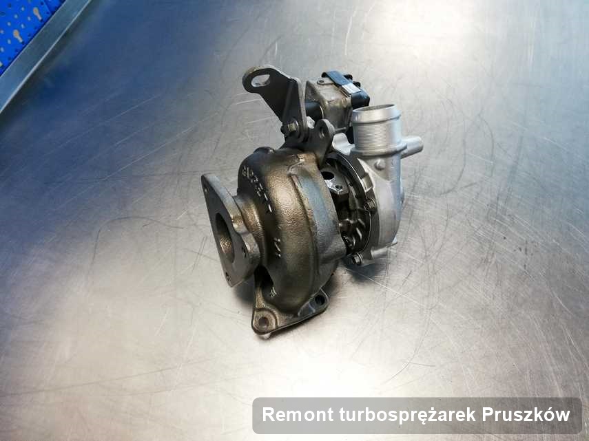 Turbosprężarka po wykonaniu serwisu Remont turbosprężarek w przedsiębiorstwie z Pruszkowa w doskonałej kondycji przed spakowaniem