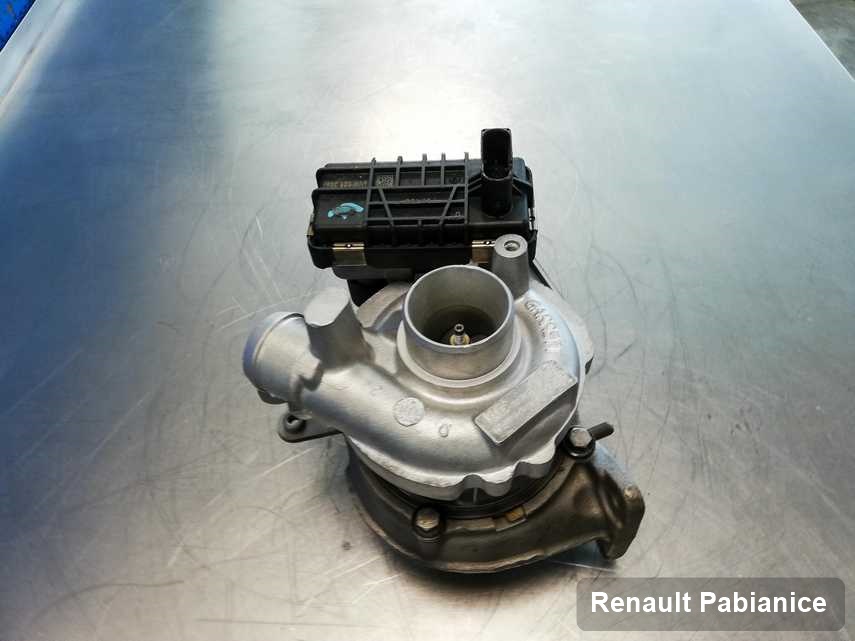 Naprawiona w przedsiębiorstwie w Pabianicach turbina do pojazdu marki Renault przyszykowana w warsztacie wyremontowana przed wysyłką