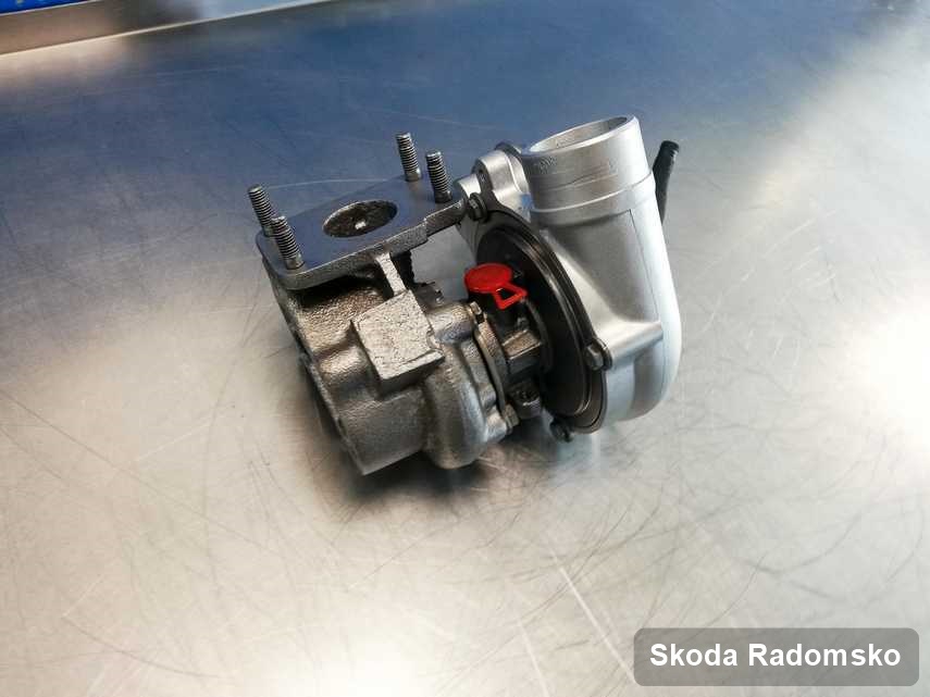 Wyczyszczona w laboratorium w Radomsku turbina do aut  koncernu Skoda przygotowana w warsztacie zregenerowana przed wysyłką