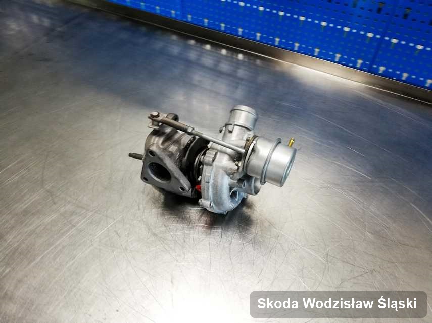 Wyczyszczona w firmie w Wodzisławiu Śląskim turbosprężarka do aut  spod znaku Skoda przygotowana w warsztacie po naprawie przed nadaniem