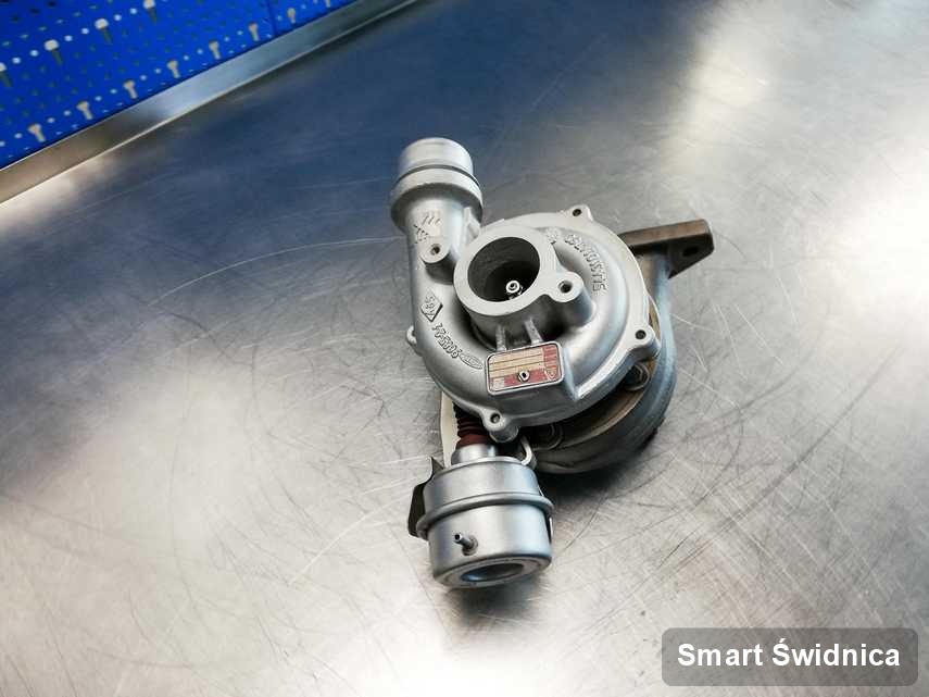 Naprawiona w laboratorium w Świdnicy turbina do aut  firmy Smart przygotowana w pracowni wyremontowana przed spakowaniem
