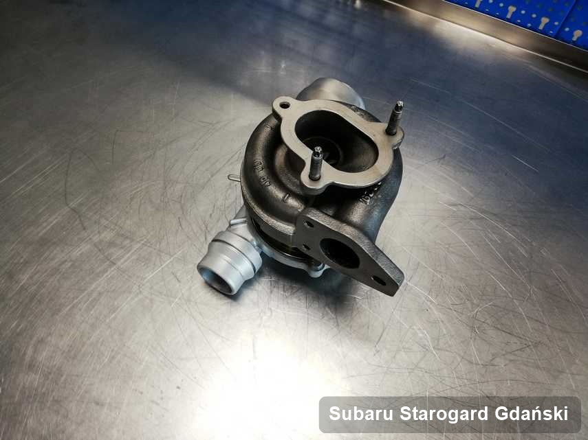 Wyczyszczona w firmie zajmującej się regeneracją w Starogardzie Gdańskim turbosprężarka do aut  spod znaku Subaru przyszykowana w laboratorium wyremontowana przed wysyłką