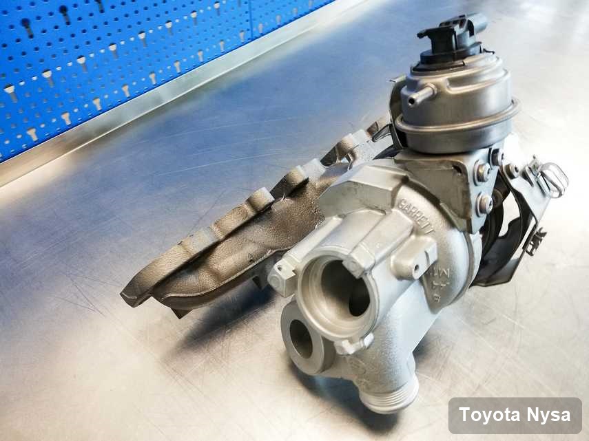 Wyczyszczona w laboratorium w Nysie turbina do pojazdu producenta Toyota przyszykowana w warsztacie po naprawie przed spakowaniem