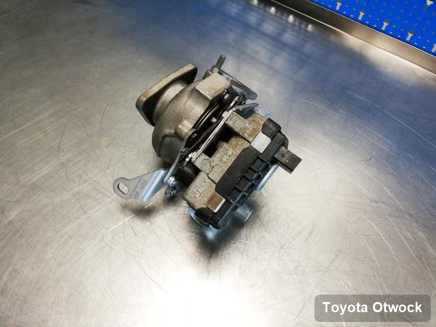 Naprawiona w pracowni regeneracji w Otwocku turbina do osobówki spod znaku Toyota przygotowana w warsztacie naprawiona przed spakowaniem