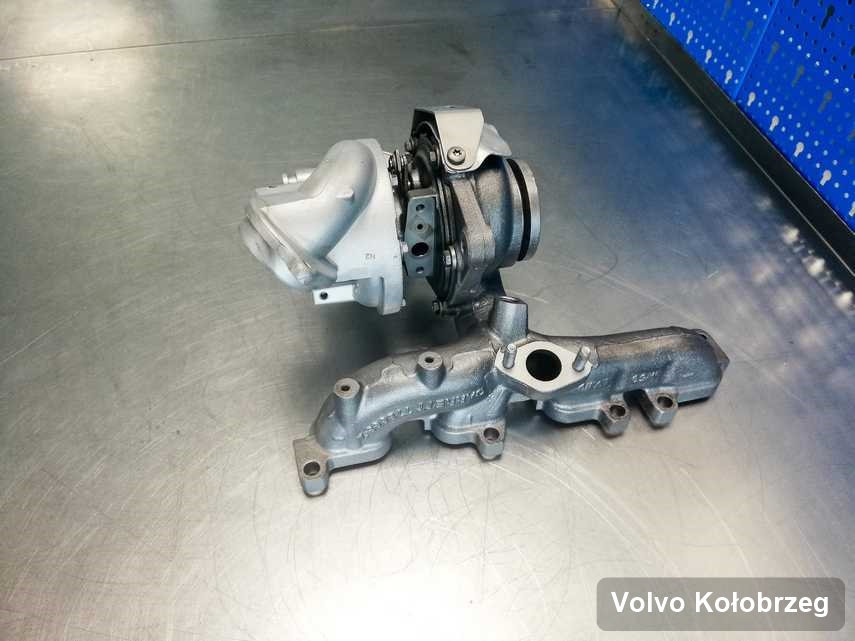 Naprawiona w pracowni w Kołobrzegu turbosprężarka do aut  marki Volvo przyszykowana w warsztacie po regeneracji przed spakowaniem