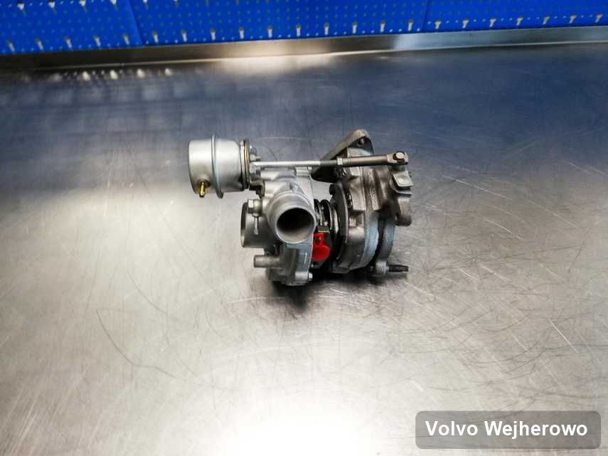 Wyremontowana w firmie w Wejherowie turbosprężarka do osobówki koncernu Volvo przyszykowana w pracowni wyremontowana przed spakowaniem