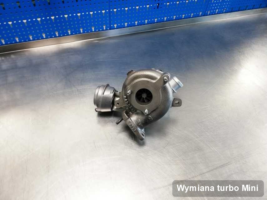 Turbosprężarka do auta osobowego marki Mini naprawiona w pracowni gdzie realizuje się serwis Wymiana turbo