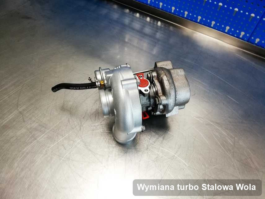 Turbosprężarka po zrealizowaniu serwisu Wymiana turbo w warsztacie z Stalowej Woli w świetnej kondycji przed wysyłką
