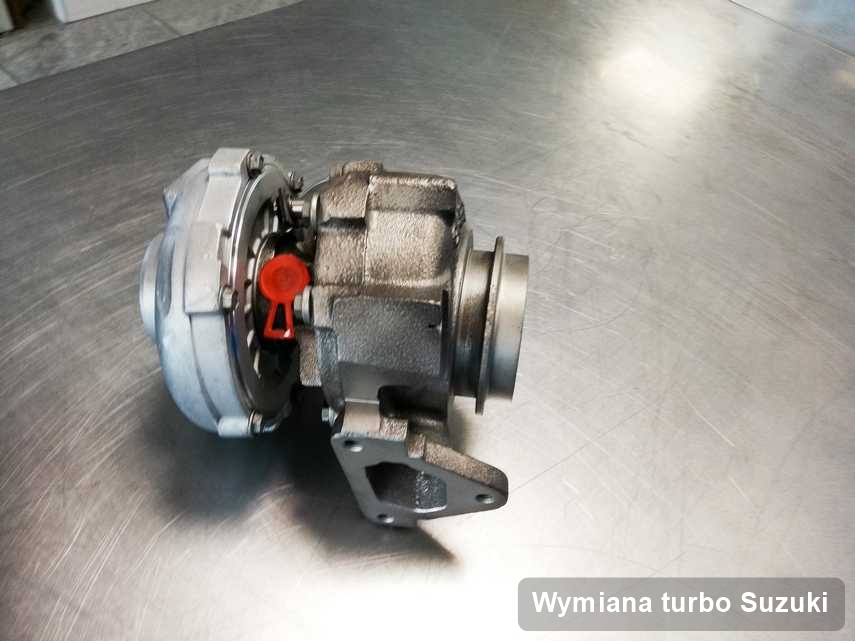 Turbosprężarka do samochodu osobowego marki Suzuki naprawiona w laboratorium gdzie przeprowadza się  usługę Wymiana turbo